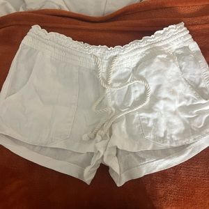 Roxy white shorts size s